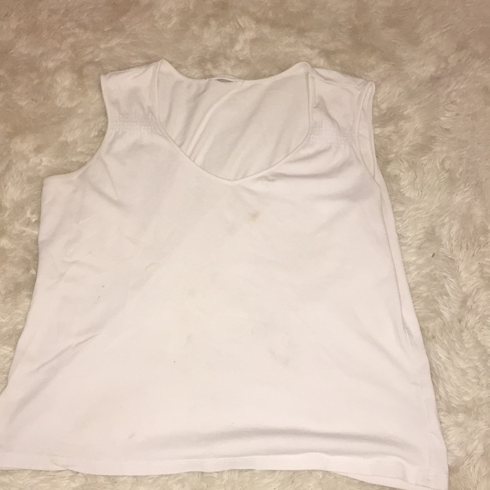 Women’s white tank top large